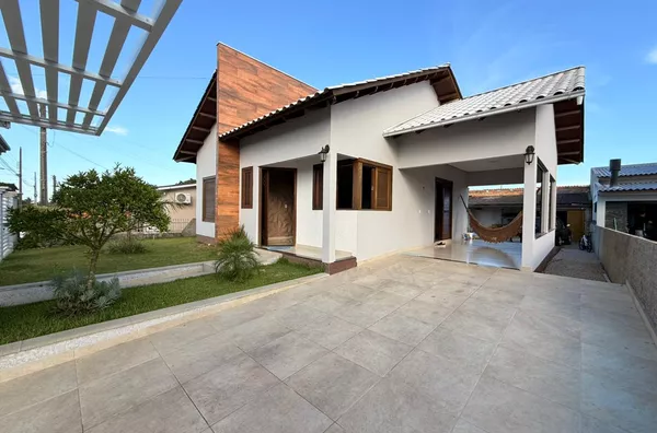 CASA - PEDREIRAS, BALNEÁRIO RINCÃO