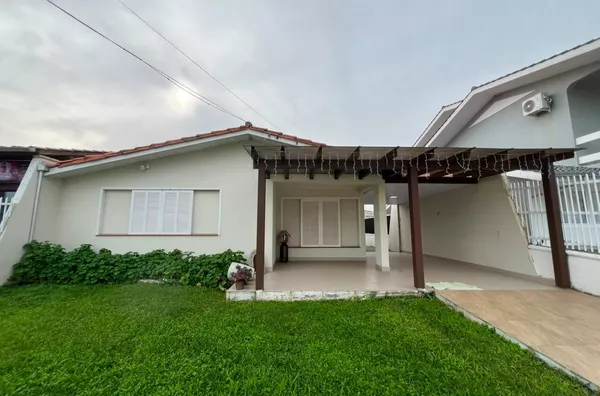 CASA - CENTRO - BALNEÁRIO RINCÃO