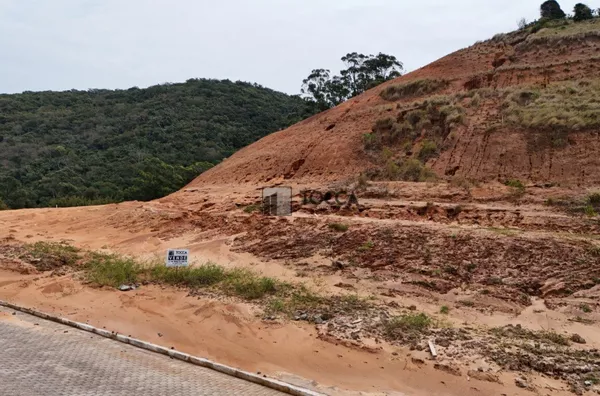 TERRENO - LOT. BELLA VISTA - RIBANCEIRA - IMBITUBA