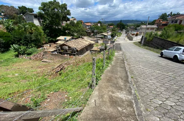 TERRENO - MARIA CÉU - CRICIUMA