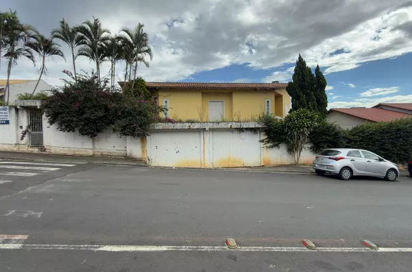 CASA - JARDIM ELIZABETE - IÇARA