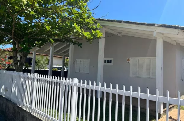 CASA PARA VENDA - ZONA NOVA - BALNEÁRIO RINCÃO