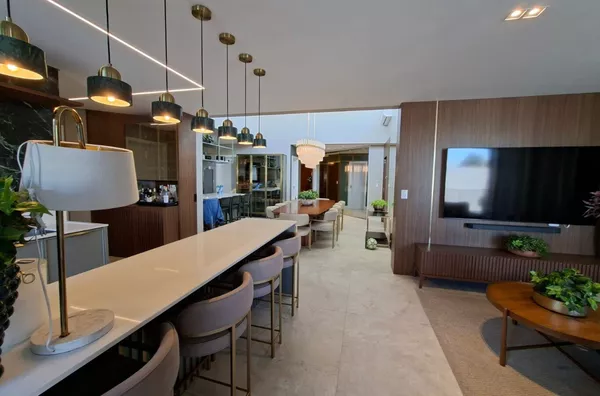 CASA ALTO PADRÃO - CONDOMÍNIO FECHADO - CRICIÚMA