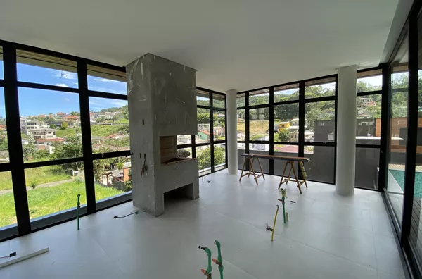 CASA ALTO PADRÃO - MINA BRASIL - CRICIUMA