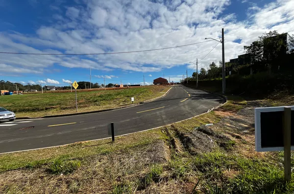 TERRENO - PRIMEIRO DE MAIO - IÇARA