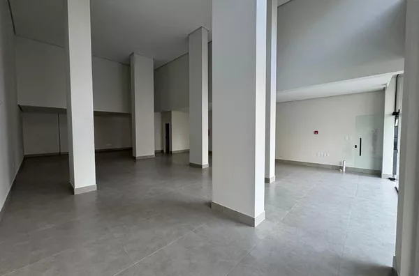 SALA COMERCIAL PARA LOCAÇÃO - RES. CLASS - COMERCIÁRIO - CRICIÚMA
