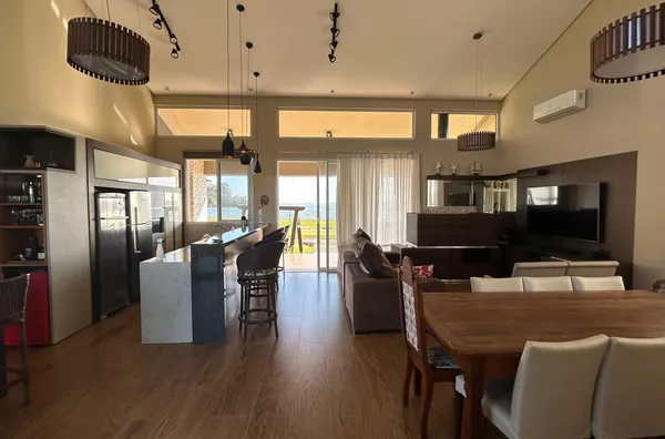 CASA - CONDOMÍNIO VILA SUIÇA - BALNEARIO RINCÃO