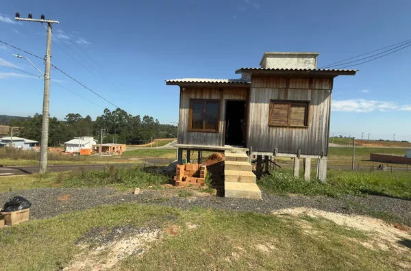 CASA MISTA - LOT. PARQUE NOVA FIGUEIRA - CRISTO REI, IÇARA