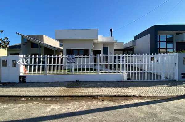 CASA PARA VENDA - ZONA NOVA - BALNEÁRIO RINCÃO