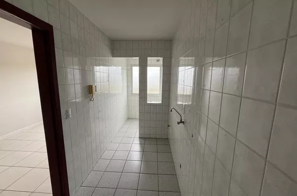 APARTAMENTO - RES. GUARUJÁ, PINHEIRINHO, CRICIÚMA