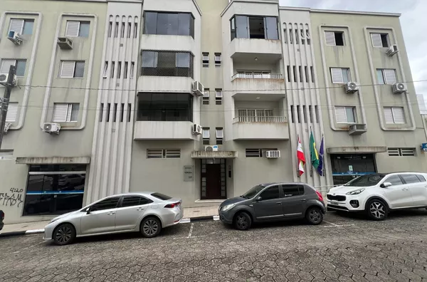APARTAMENTO - ED. DÉBORA - CENTRO - IÇARA