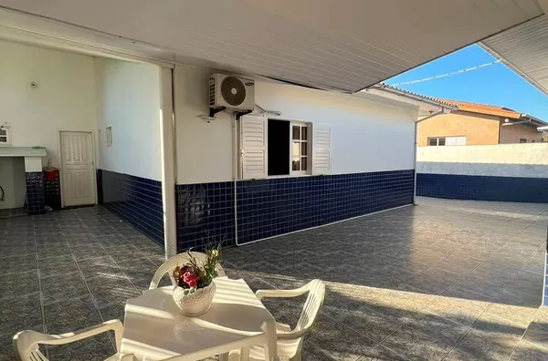CASA - ZONA VELHA - RINCÃO