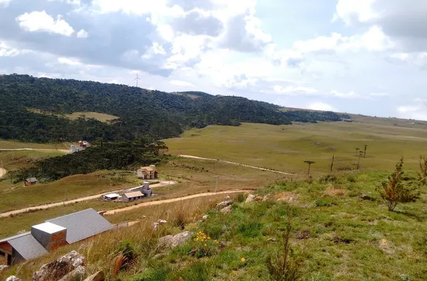 CONDOMINÍO ALTOS DA SERRA - BOM JARDIM DA SERRA