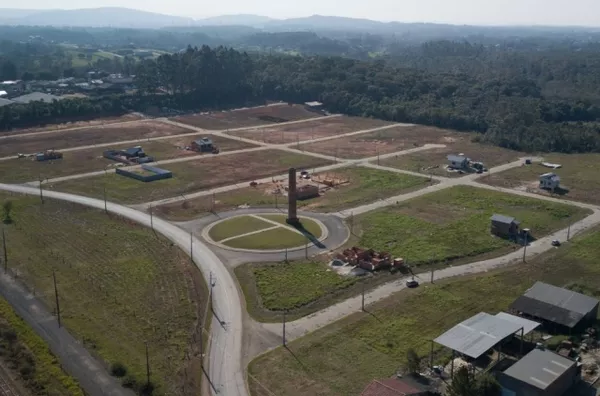 TERRENOS, LOT. PARQUE DA CHAMINÉ - SANGÃO, CRICIÚMA