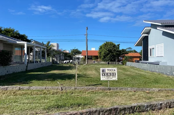 TERRENO NO CONDOMÍNIO VILLA SUIÇA, LAGOA DOS ESTEVES, BALNEÁRIO RINCÃO