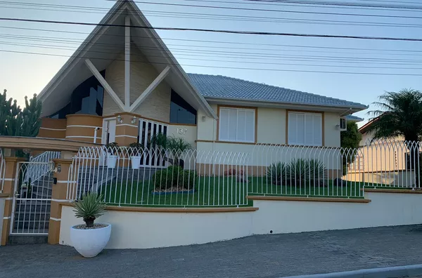 CASA - JARDIM SILVANA, IÇARA