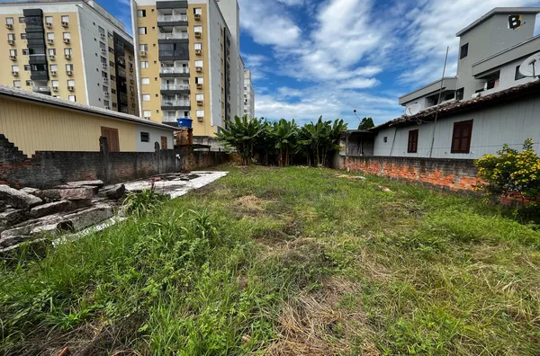 TERRENO - CENTRO, IÇARA