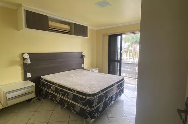CASA, OURO NEGRO - FORQUILHINHA