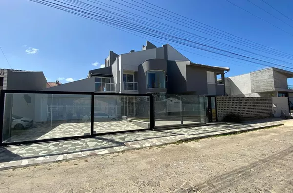 CASA DE ALTO PADRÃO - ZONA NOVA, BALNEÁRIO RINCÃO