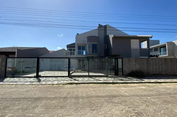 CASA DE ALTO PADRÃO - ZONA NOVA, BALNEÁRIO RINCÃO