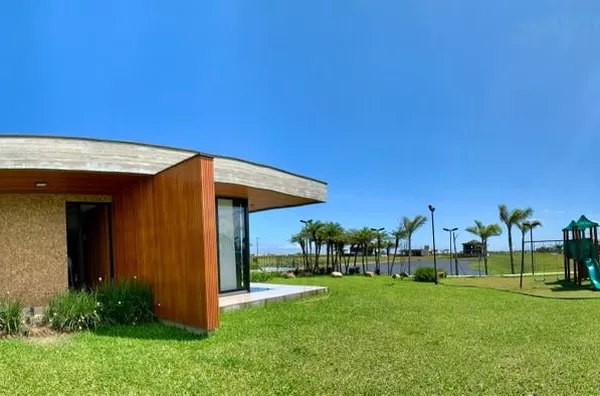 TERRENO, CONDOMÍNIO FECHADO – BALNEÁRIO RINCÃO