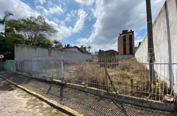 TERRENO, CENTRO – SIDERÓPOLIS