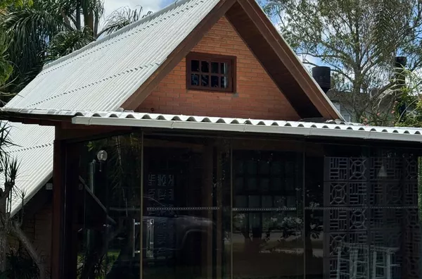 CABANA ALTO PADRÃO - COND. VILLA SUÍÇA - LAGOA DOS ESTEVES, BALNEÁRIO RINCÃO