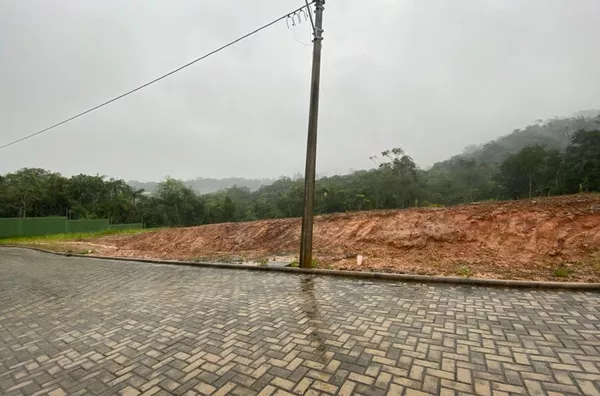 TERRENOS, COND. MONTEBELLO – COCAL DO SUL