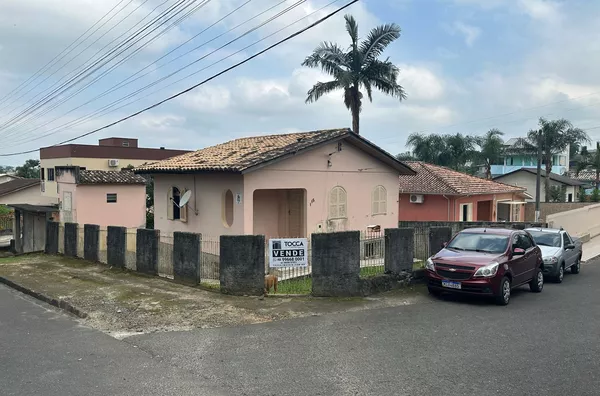 CASA, CIDADE MINEIRA – CRICIÚMA