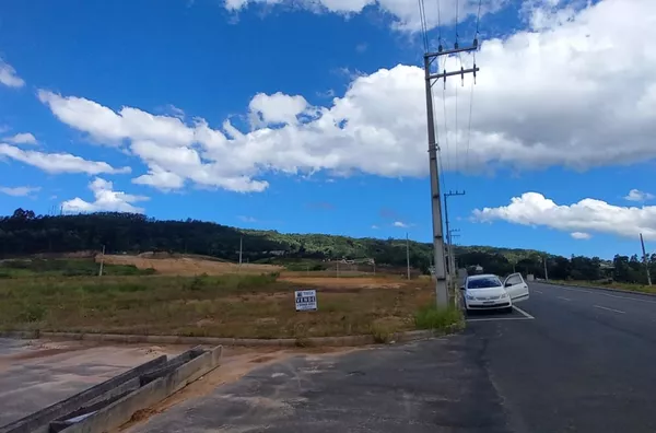 TERRENO, LOT. TIA MARIA ZANETTE, ARCHIMÉDES NASPOLINI - CRICIÚMA