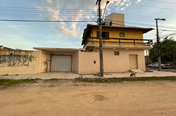 APARTAMENTO E SALA COMERCIAL - JAQUELINE, IÇARA