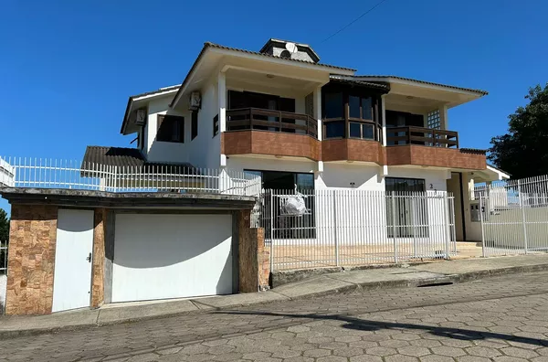 CASA, AURORA - IÇARA/SC
