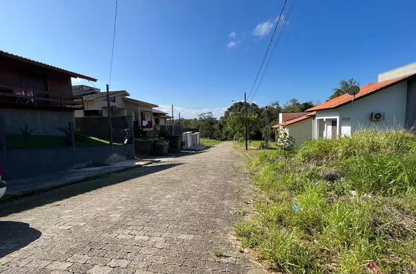 TERRENO - LIRI, IÇARA