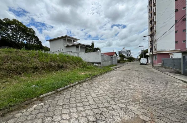 TERRENO - BAIRRO RAICHASKI - IÇARA