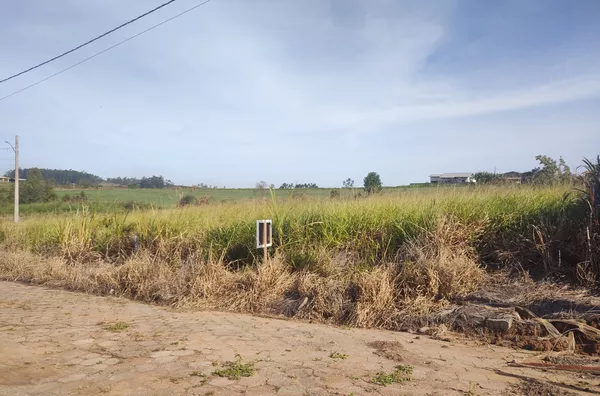 TERRENO NO LOT. CAMPO BELLO - LOMBAS PEDREIRAS, IÇARA