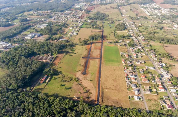 TERRENOS, LOT. PARQUE DAS ROSAS - PRIMEIRA LINHA, CRICIÚMA