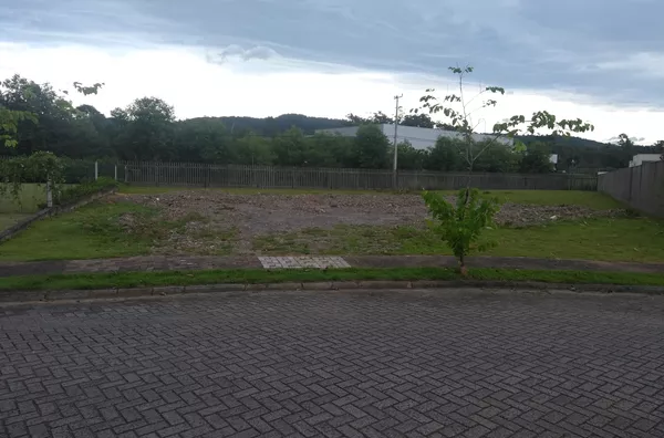 TERRENO, SANTA CLARA RESIDENCE VILLE - SÃO SIMÃO, CRICIÚMA