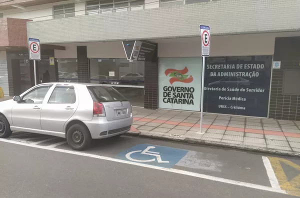 SALA COMERCIAL, ED. ESTORIL - CENTRO, CRICIÚMA