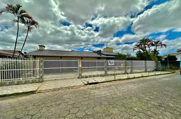 CASA, SANTA BÁRBARA - CRICIÚMA