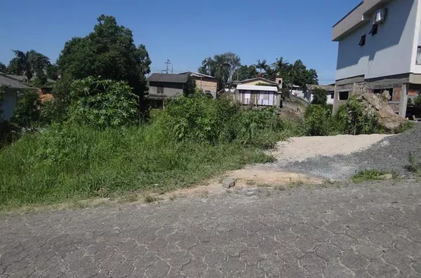 TERRENO - SANTO ANTÔNIO, CRICIÚMA