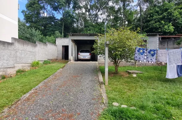 TERRENO COM CASA EM ALVENARIA - BOSQUE DO REPOUSO, CRICIÚMA
