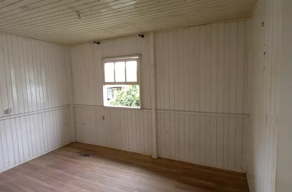 TERRENO COM CASA (N.A.), CENTRO - IÇARA