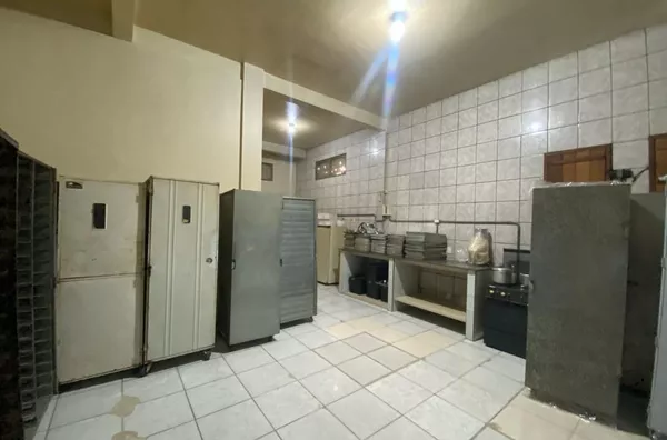PRÉDIO COMERCIAL E RESIDENCIAL - JARDIM ELIZABETE, IÇARA