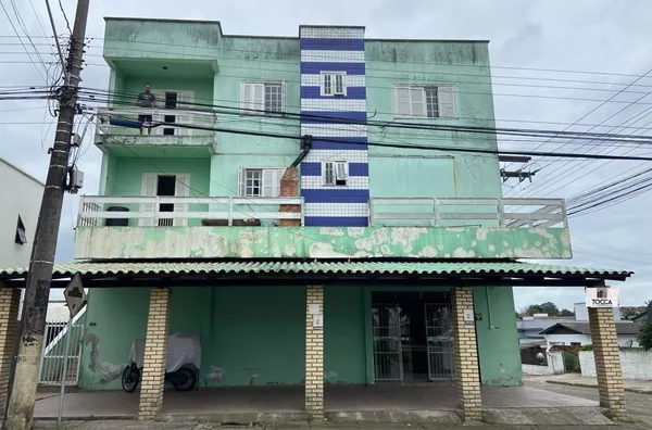 PRÉDIO COMERCIAL E RESIDENCIAL - JARDIM ELIZABETE, IÇARA