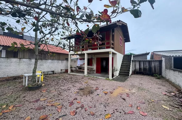 CASA PARA VENDA - ZONA SUL - BALNEÁRIO RINCÃO