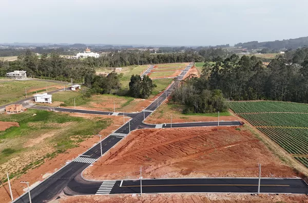 TERRENOS, LOT. VILLA DI SOIS - PRIMEIRA LINHA, CRICIÚMA