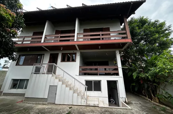 CASA - PRIMEIRO DE MAIO - IÇARA