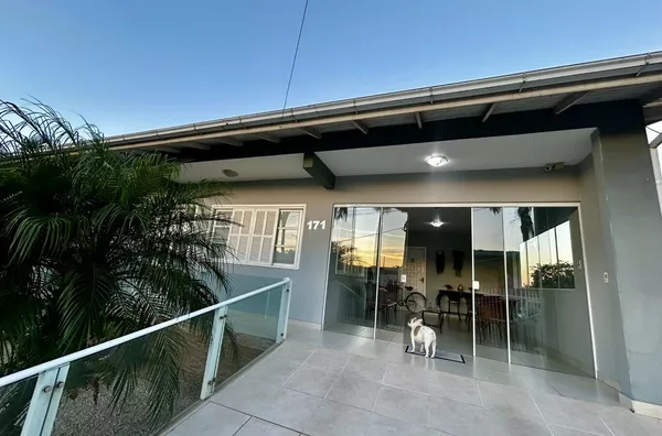 CASA - LIRI - IÇARA