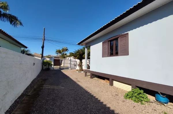 CASA - JARDIM SILVANA - IÇARA