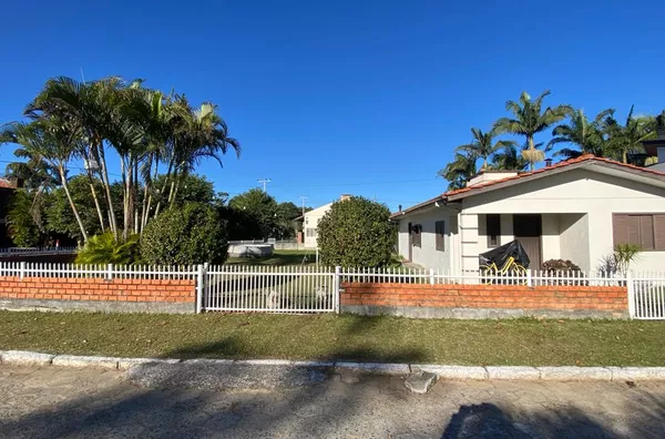 CASA - LAGOA DOS ESTEVES - BALN. RINCÃO